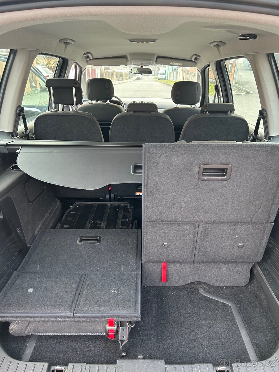 Ford Galaxy 2.0 TDCi r.v 2014, 7míst - 10