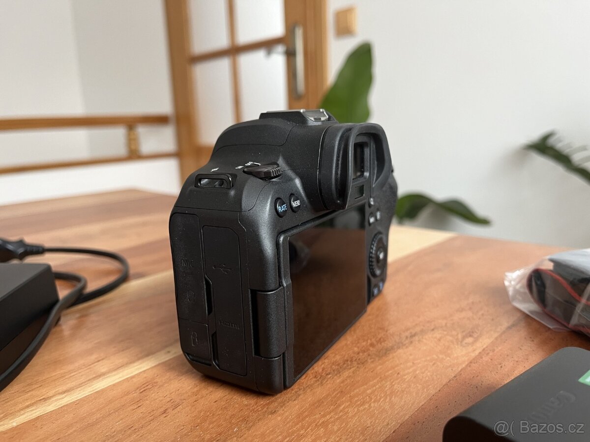 Canon EOS R6 – TOP stav + 2x ORIGINÁL baterie + SD karta San - 10