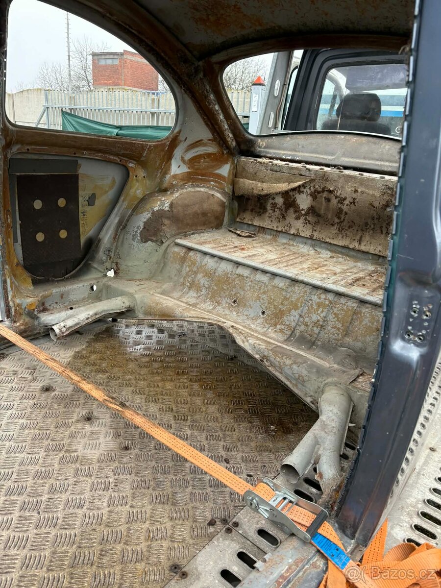 2x Karoserie VW Brouk: 66-67 a -66 - 10