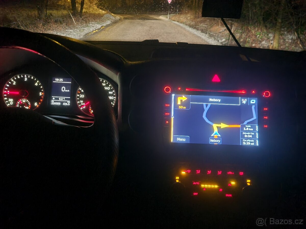 VW Tiguan 103kw, nová stk - 10