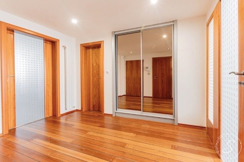 Pronájem bytu 3+kk • 153 m² - 10