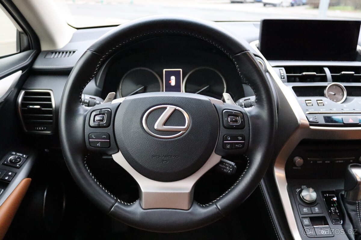 LEXUS NX 300H 2.5 4WD LUXURY 145kW - 10