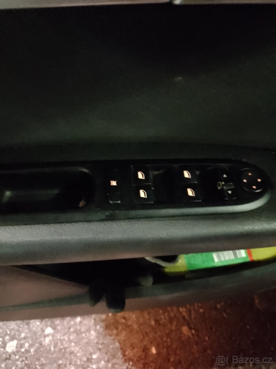 Peugeot 407 1.6 HDI 80 kW - 10