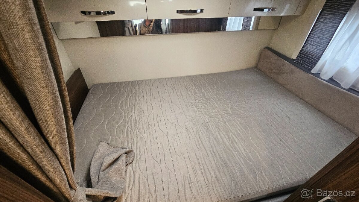 PŮJČÍM obytný automobil pro 6 osob - 10