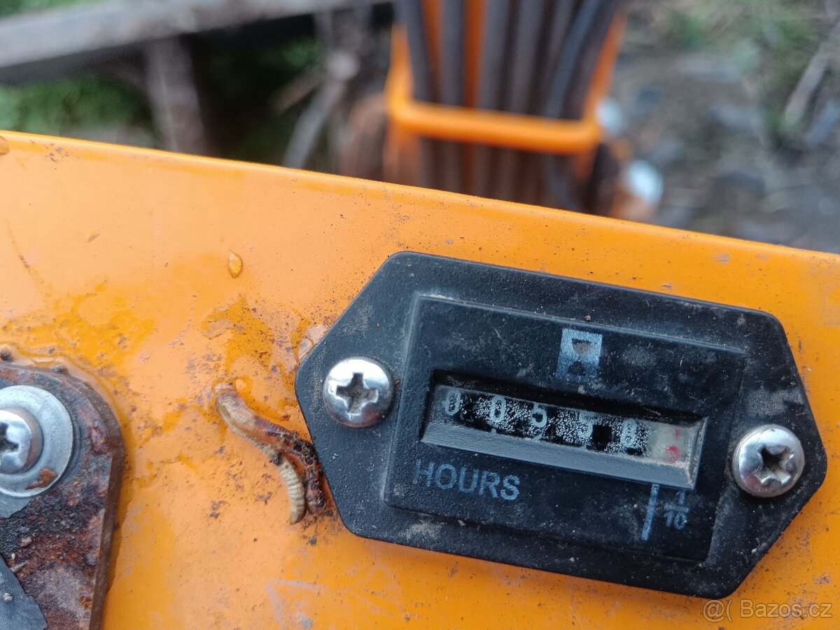 Minibagr 800kg 505mh+vlek+přislušenstvi - 10