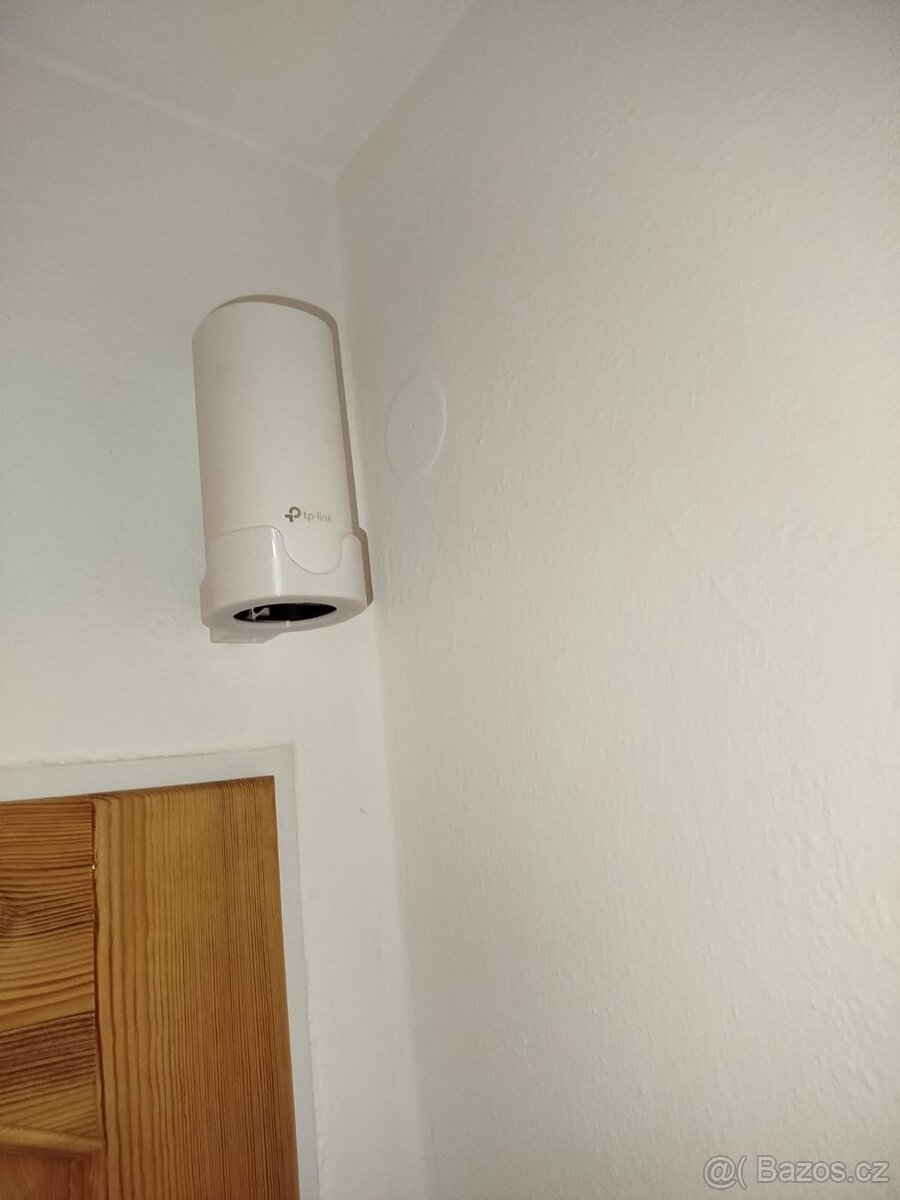 Držáky na zeď TP-LINK Deco E4, M4, S7, P9 - 10