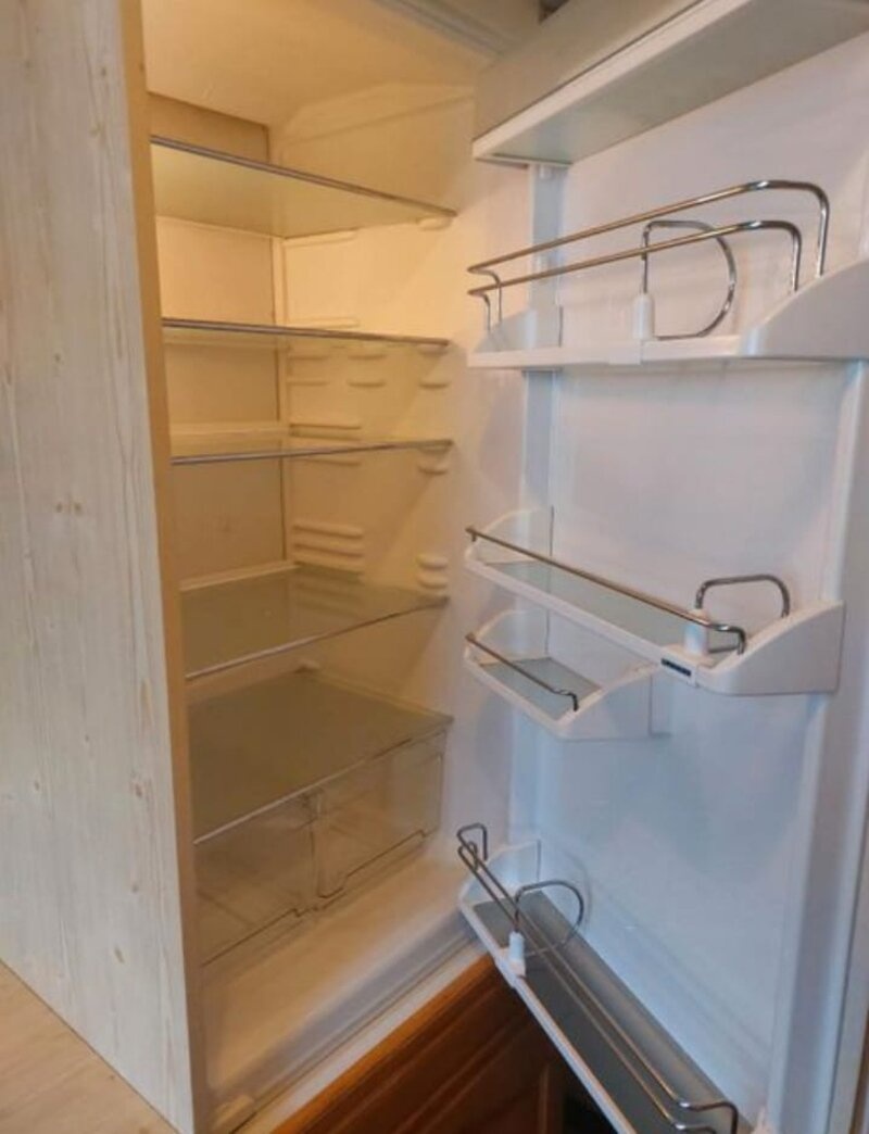 Rustikální linka z masivu se spotřebiči,5762 - 10