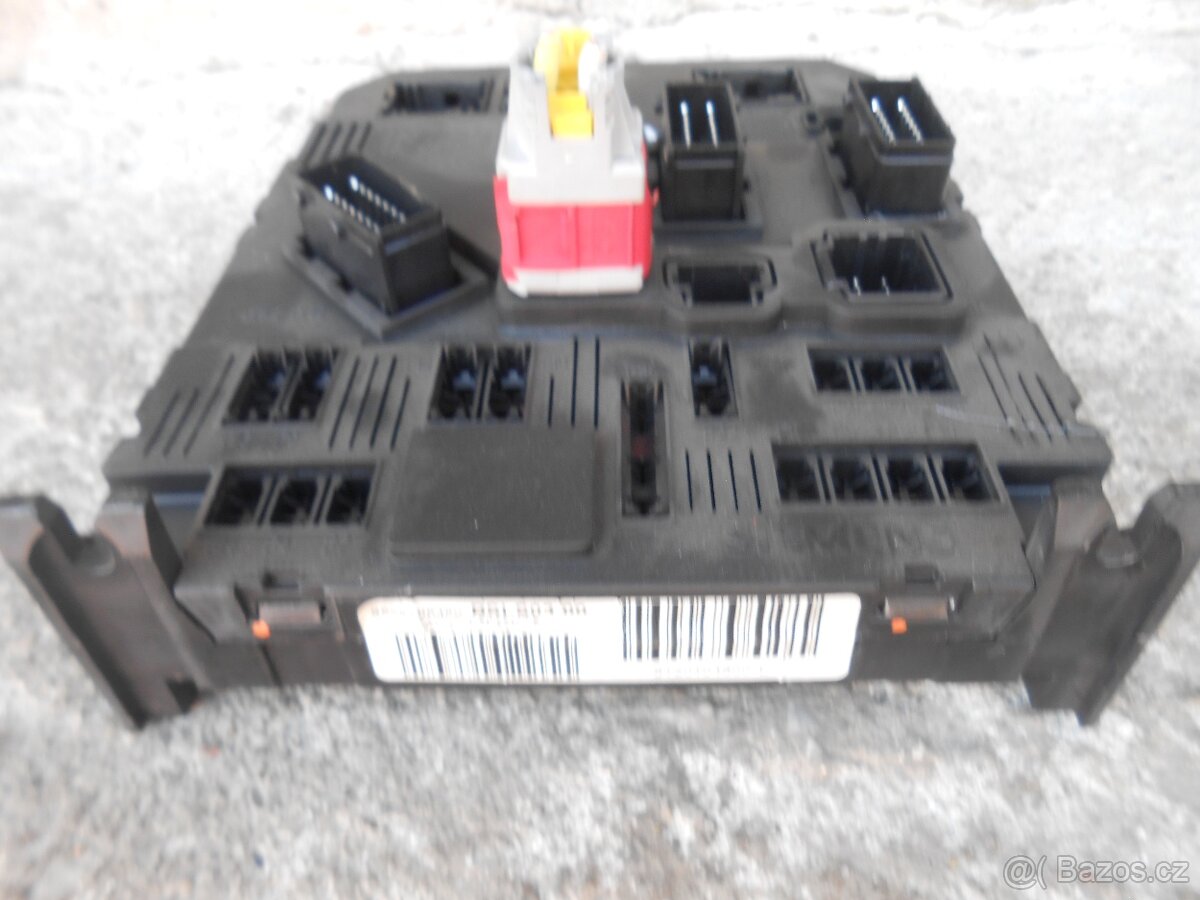 Peugeot 407 SW 2.0HDi 100KW veškeré díly z vozu - 10