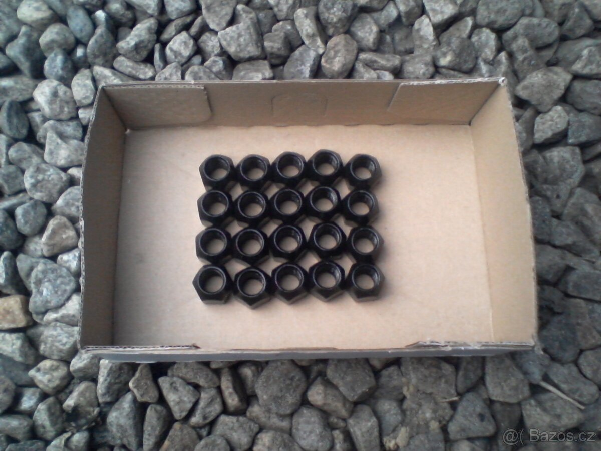 15 plechové disky Ford Focus II,Ford C-Max - 10