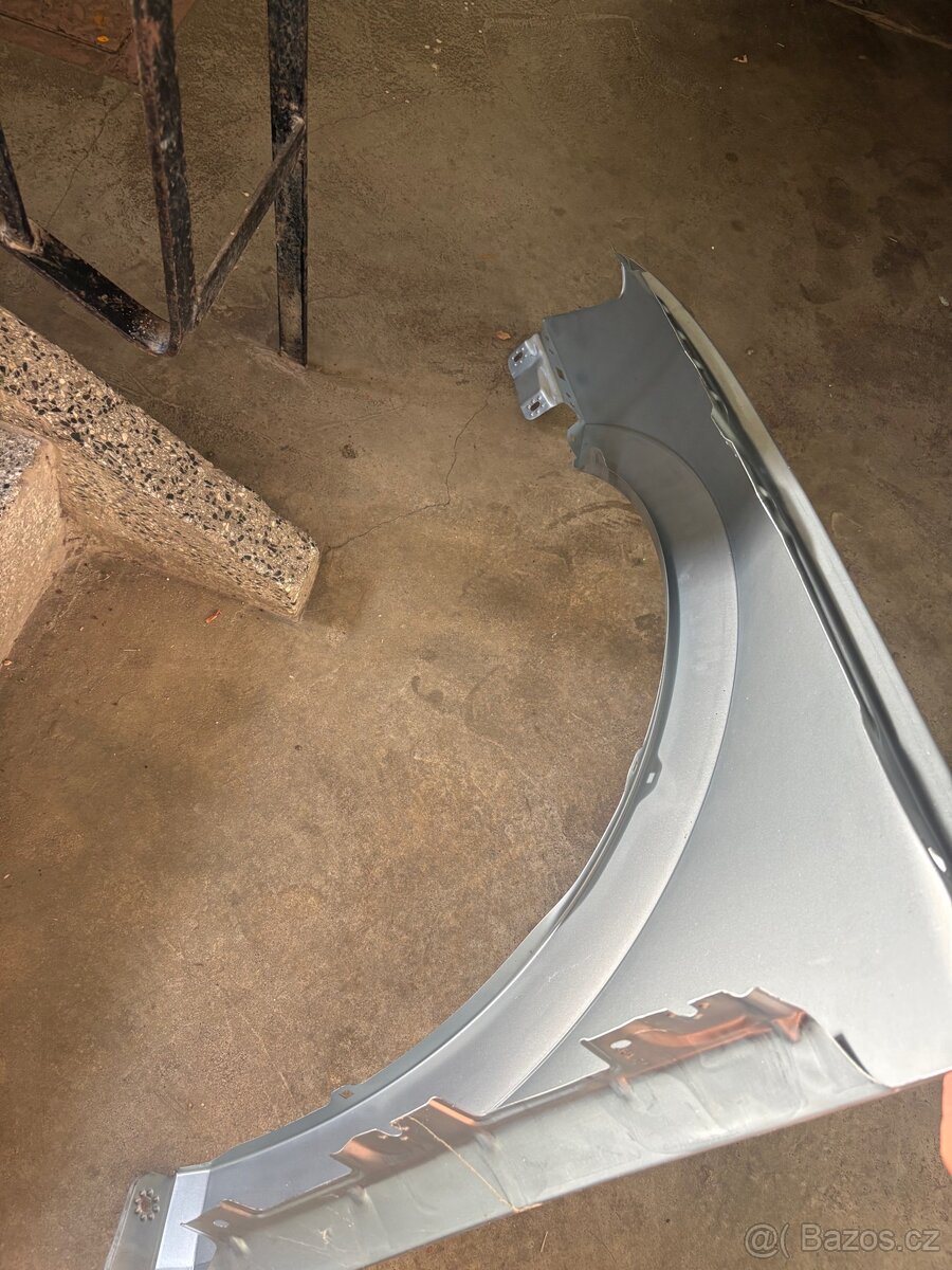 Přední blatníky na Superb III - 10