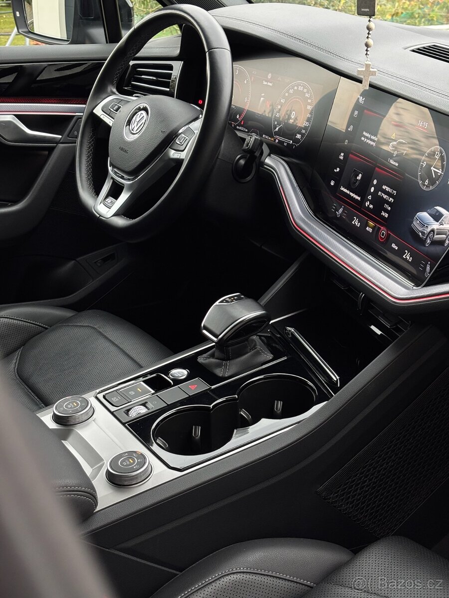 Volkswagen touareg 3.0 V6 Rline - 10