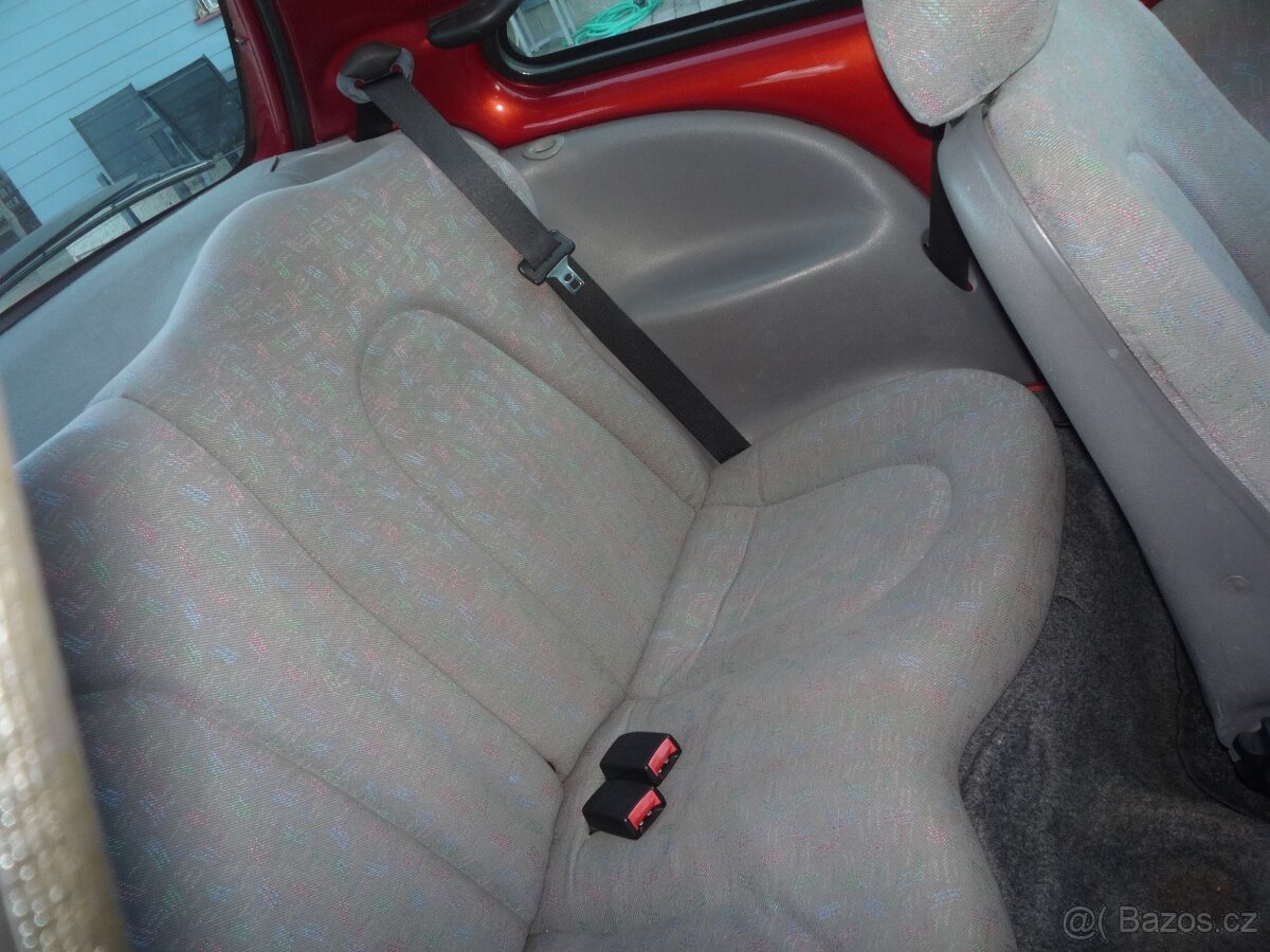 FORD KA 1,3 I BA    // KLIMATIZACE//  NAJETO 21973 KM - 10
