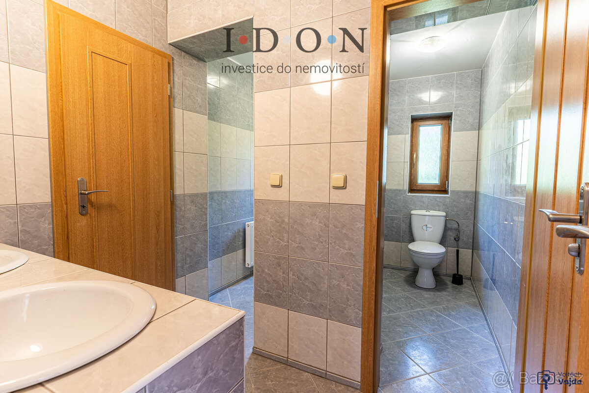 Komerční prostory v Neborech. Budovy + 24.000m2, pozemky, - 10