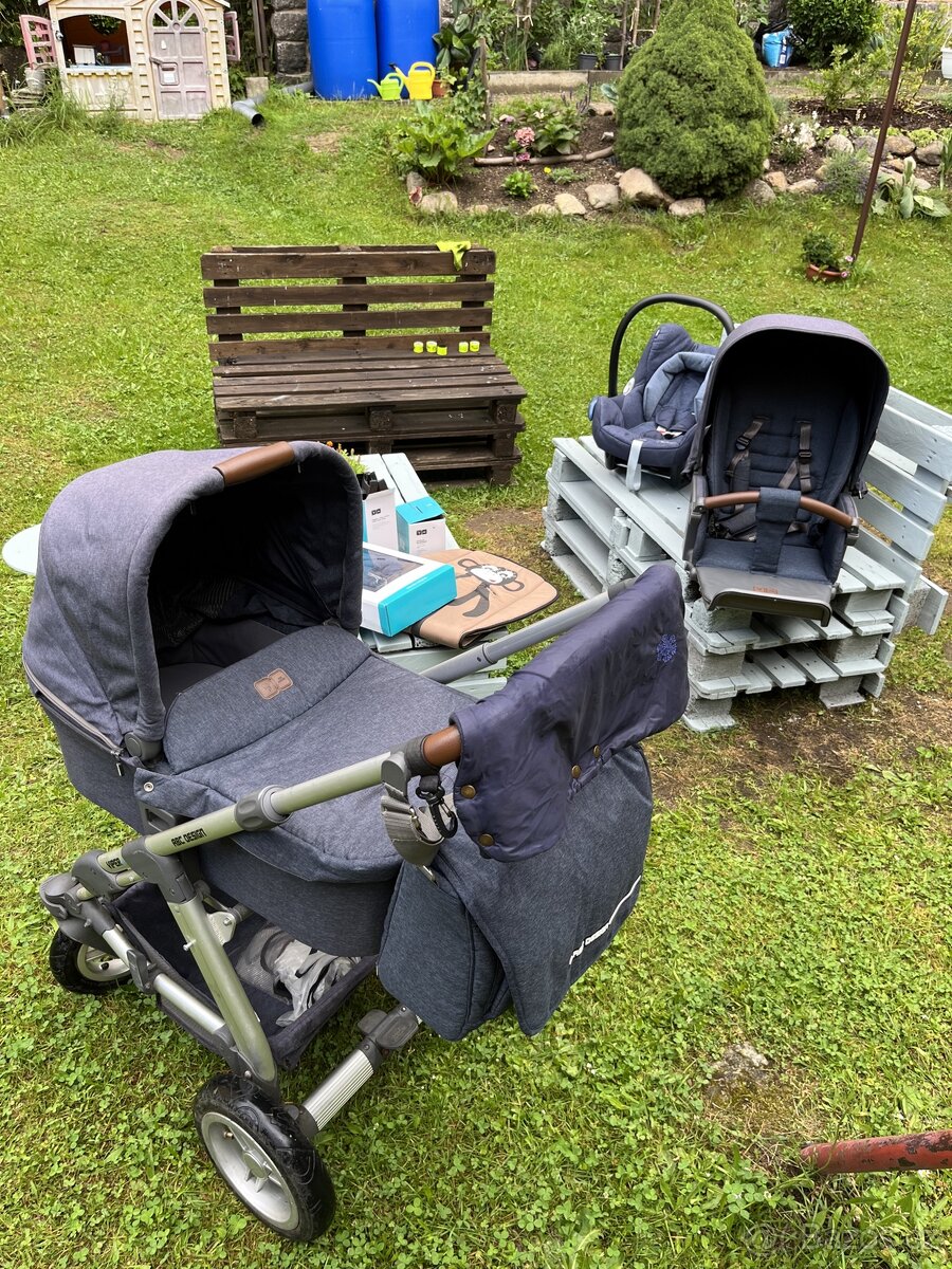Kočárek ABC Design Viper 4 (autosedačka, 2 korby + další) - 10