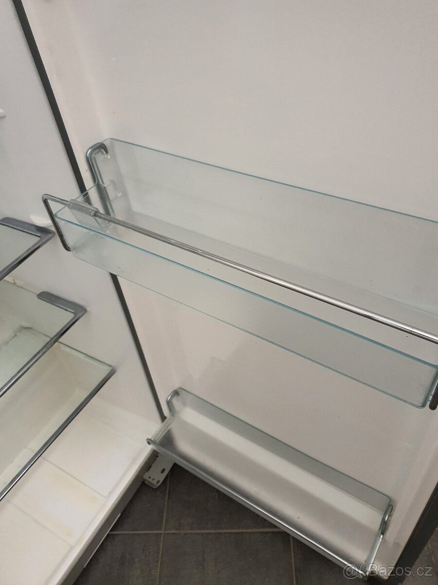 MIELE monoklimatická lednice NEREZ 413 ltr DOVOZ - 10