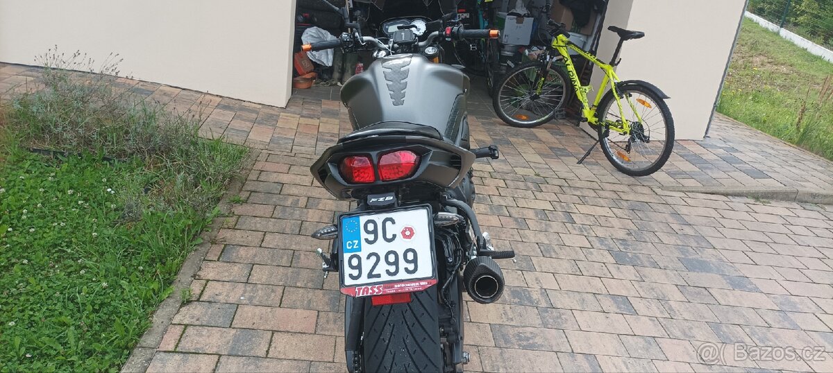 Yamaha FZ 8 - 10