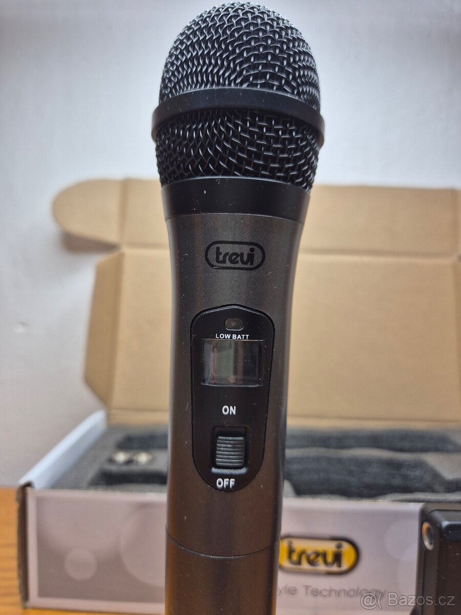 Jednosměrný bezdrátový dynamický mikrofon EM 401 R - 10