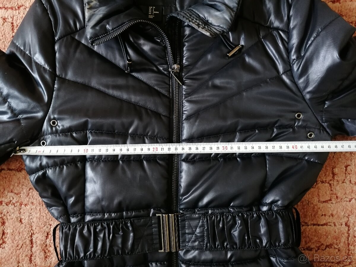 Dámská černá zimní bunda zn. H&M vel. 36 - 10