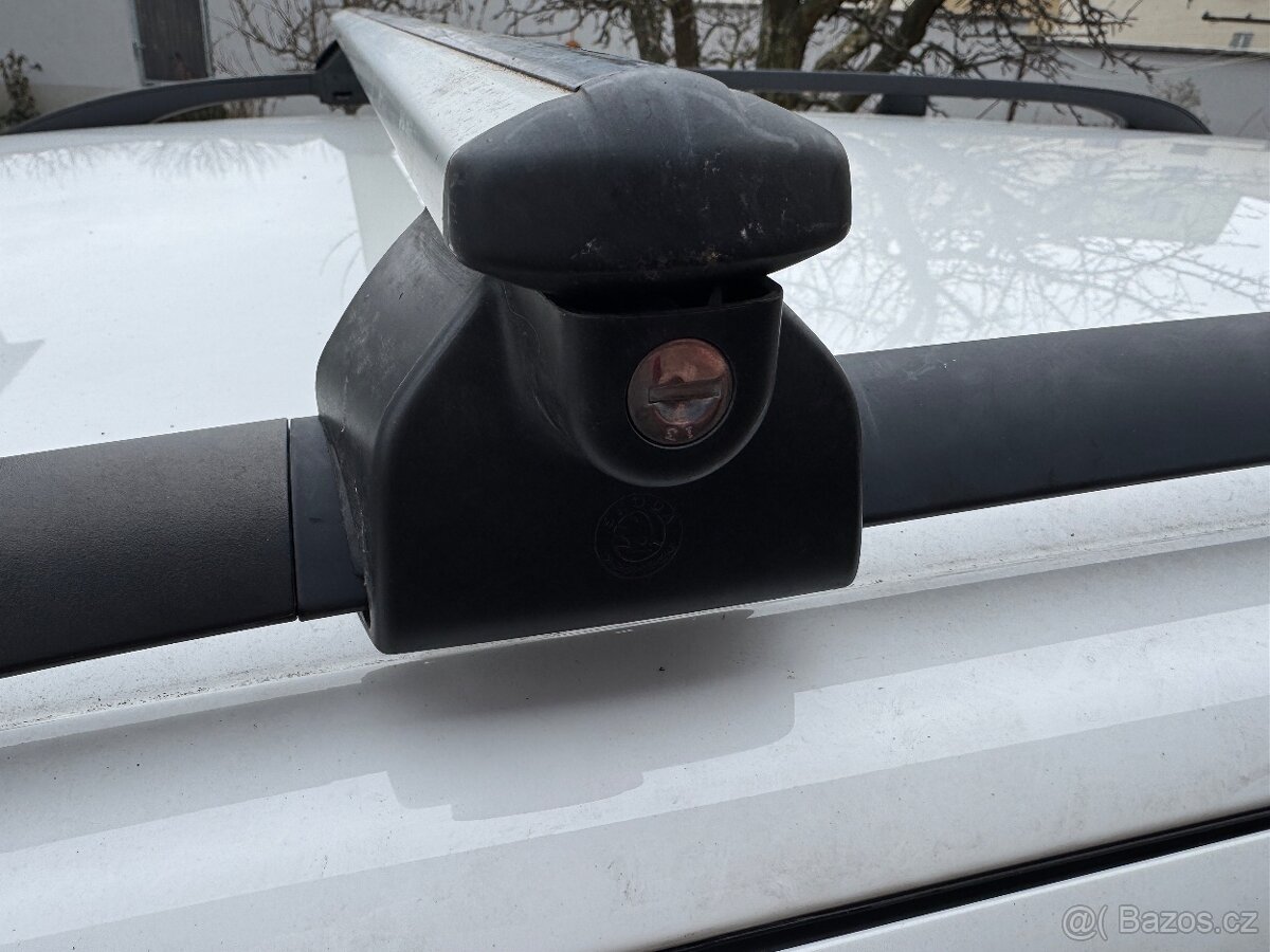 Škoda Octavia 2 originální příčníky - 10