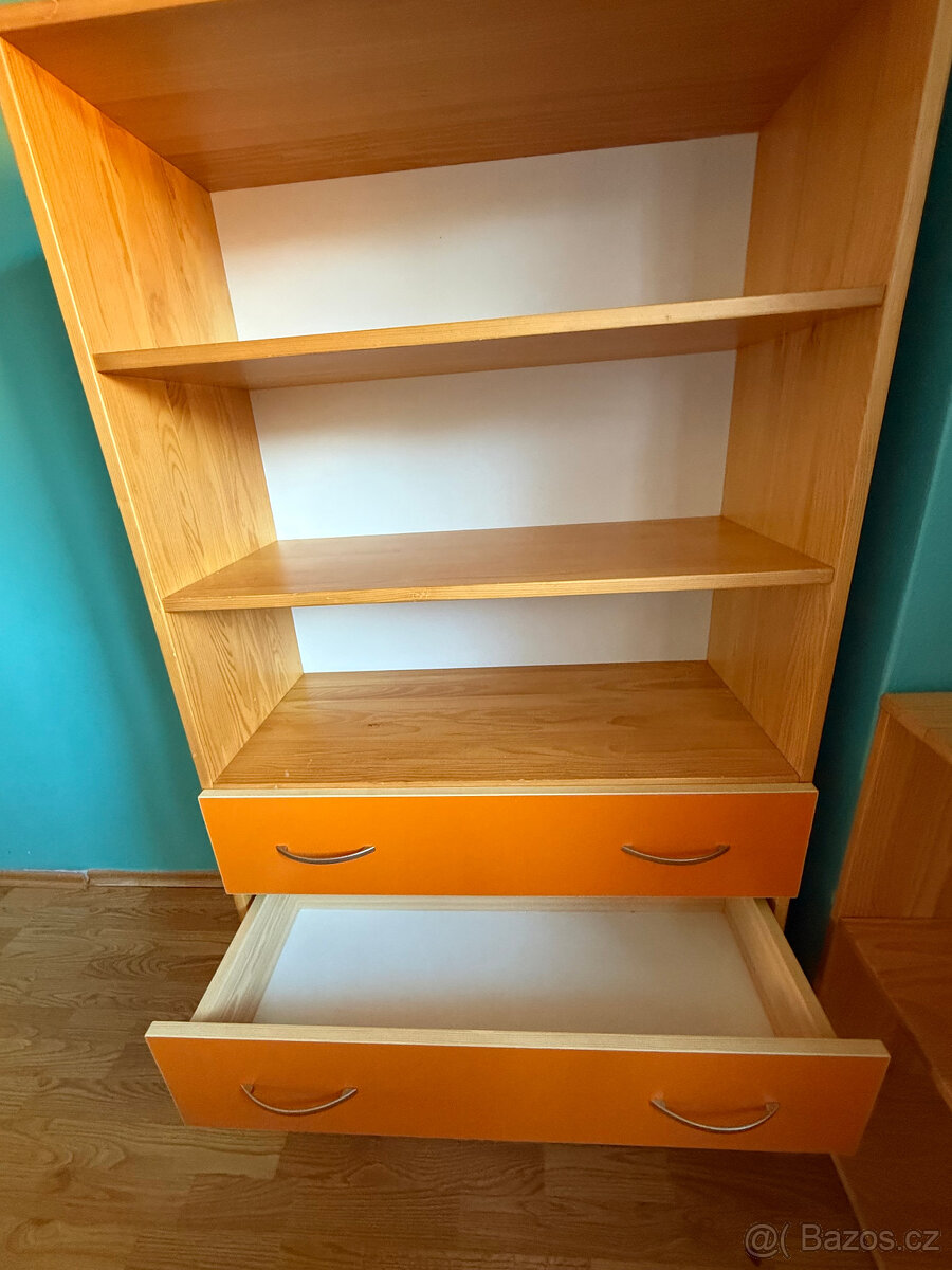 Nábytek z masivu - 10