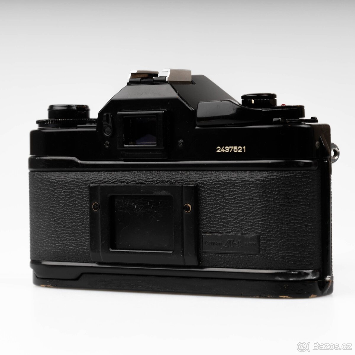 Canon A-1 se dvěma objektivy a příslušenstvím - 10