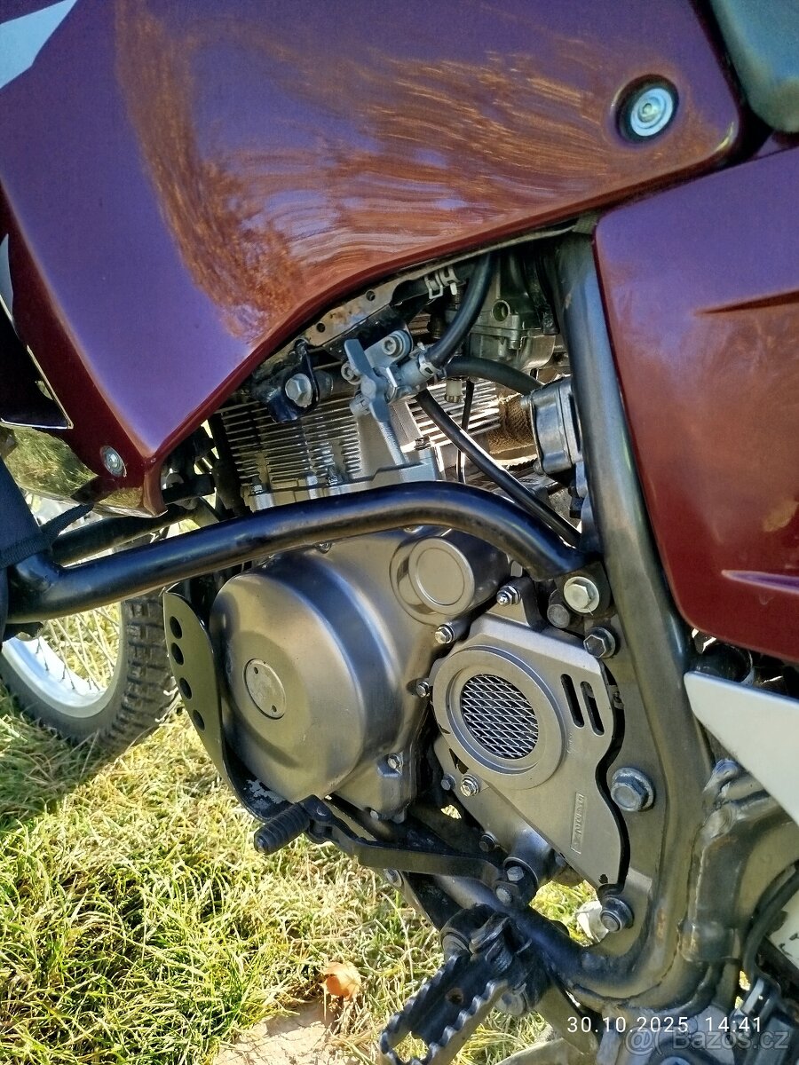 Suzuki DR Big 800 SR43 - 10