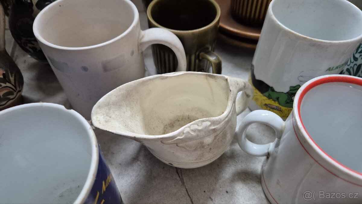 Hrnečky, misky, podšálky, půllitry, džbánky, mísy - 10