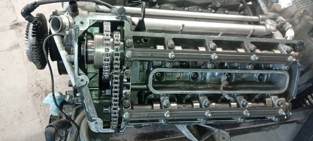 BMW motor M62B44 210kw X5 e53 po servisu - 10