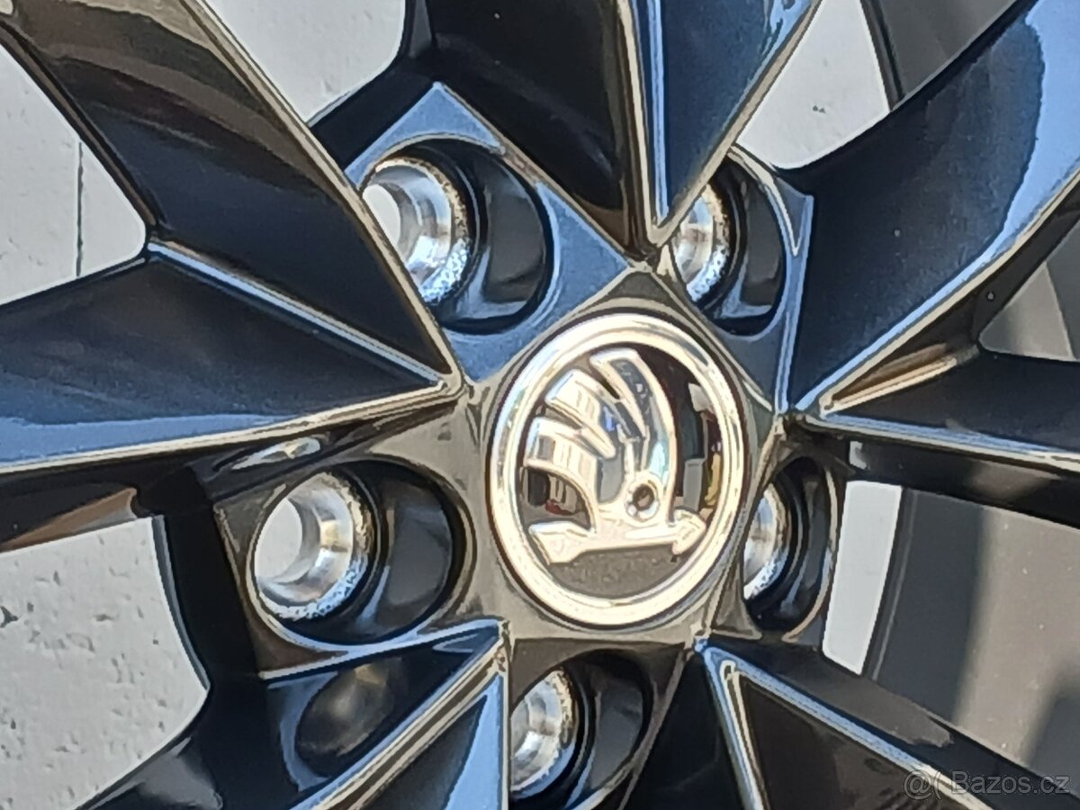 Pěkné orig alu Škoda Scala, Kamiq, Italia 6,5J 16" ET35 - 10