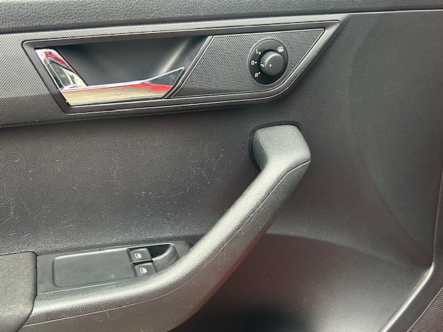 Škoda Fábia III 2018 1,0 MPi, AC, zimní pneu, koupeno v ČR - 10