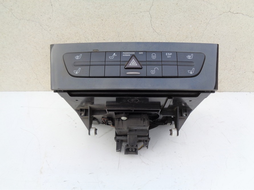 Mercedes E W211 320 CDi různé náhradní díly - 10