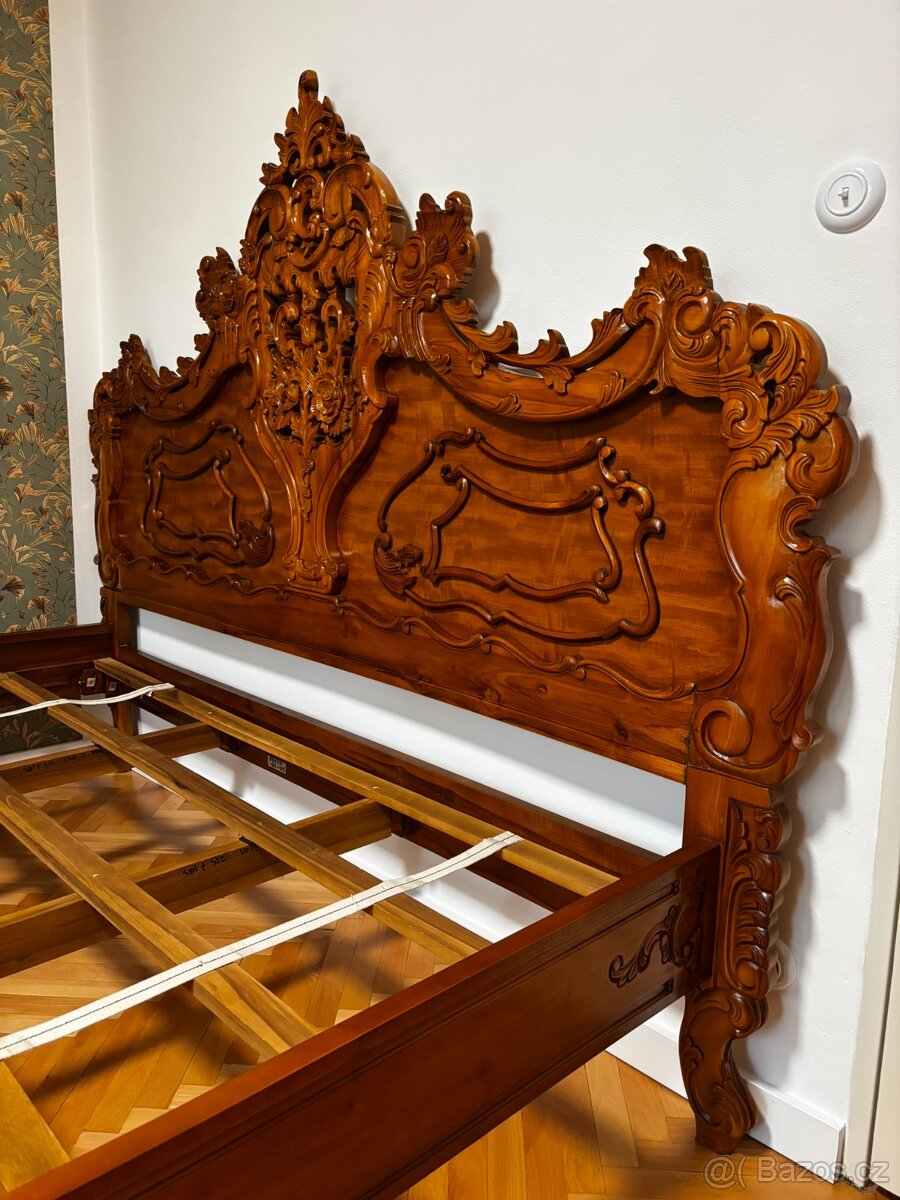 Zámecká postel - 10