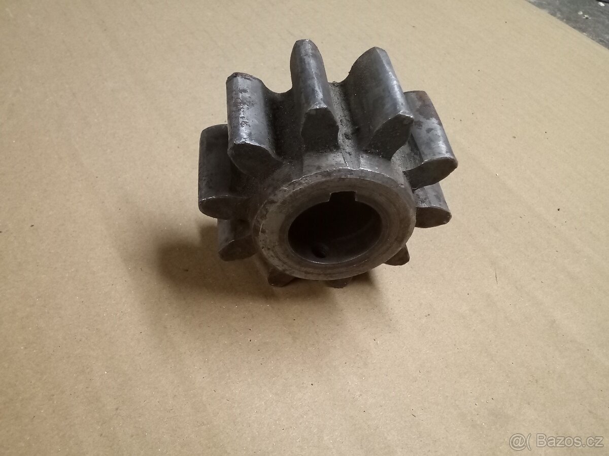 Ozubené kolo k mícháčce - 10