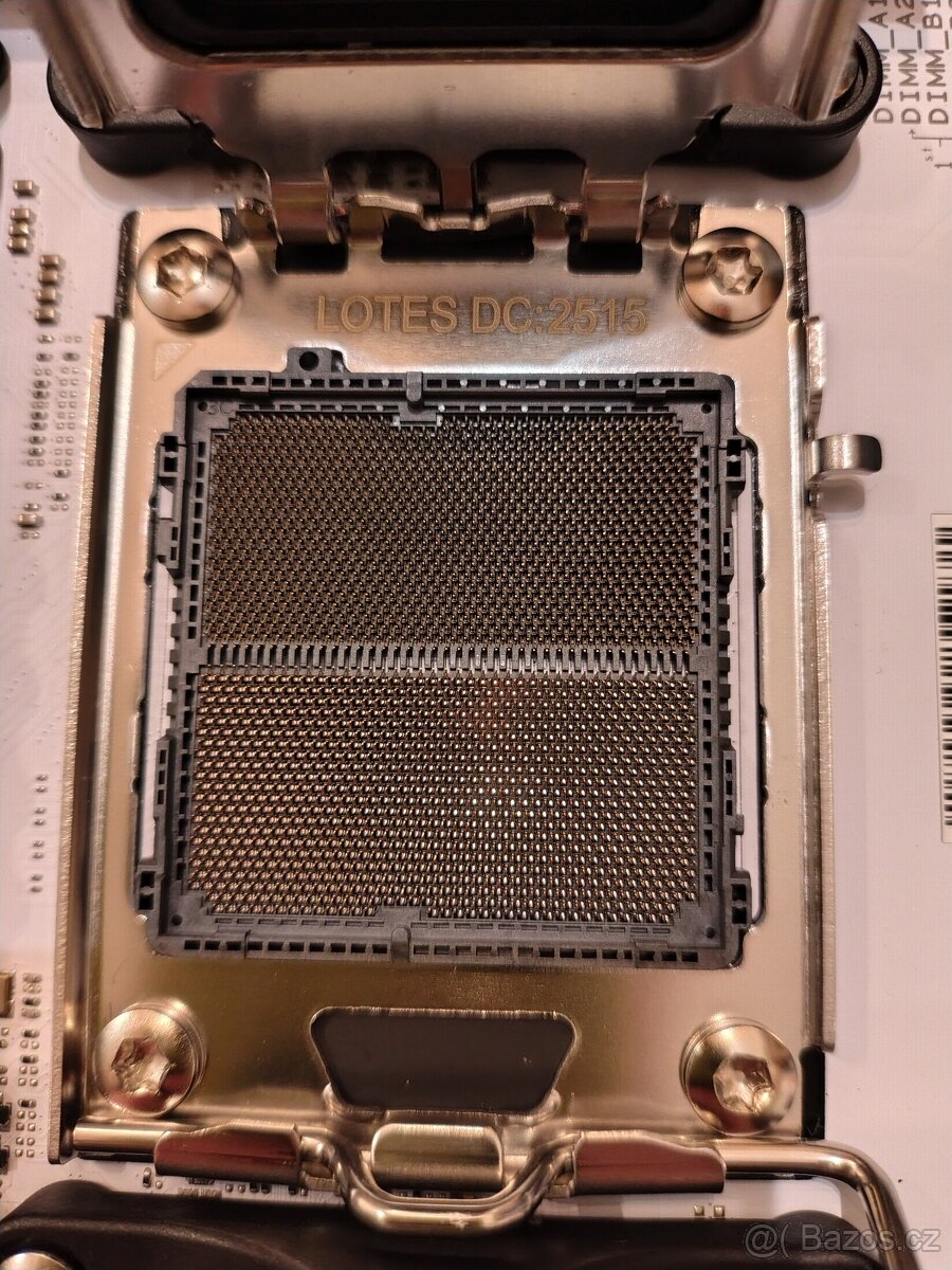 ASUS TUF GAMING B850-BTF WIFI W - 10