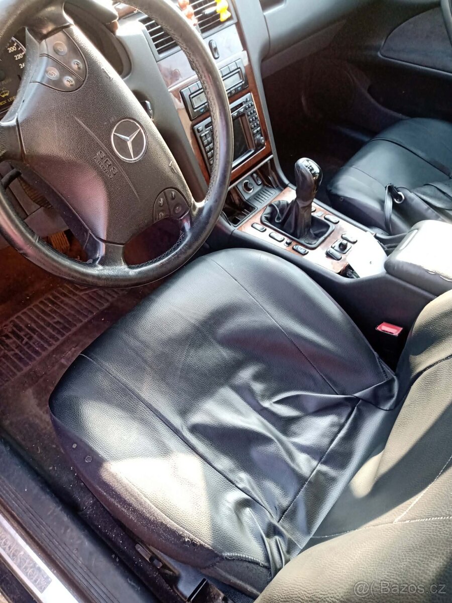E 270 cdi - MANUÁL - 10