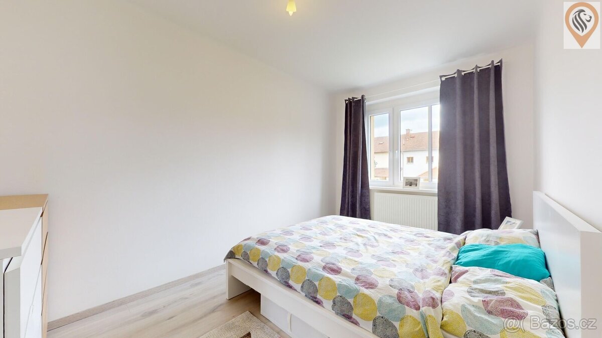 Prodej rodinného řadového domu v Průhonicích - 10