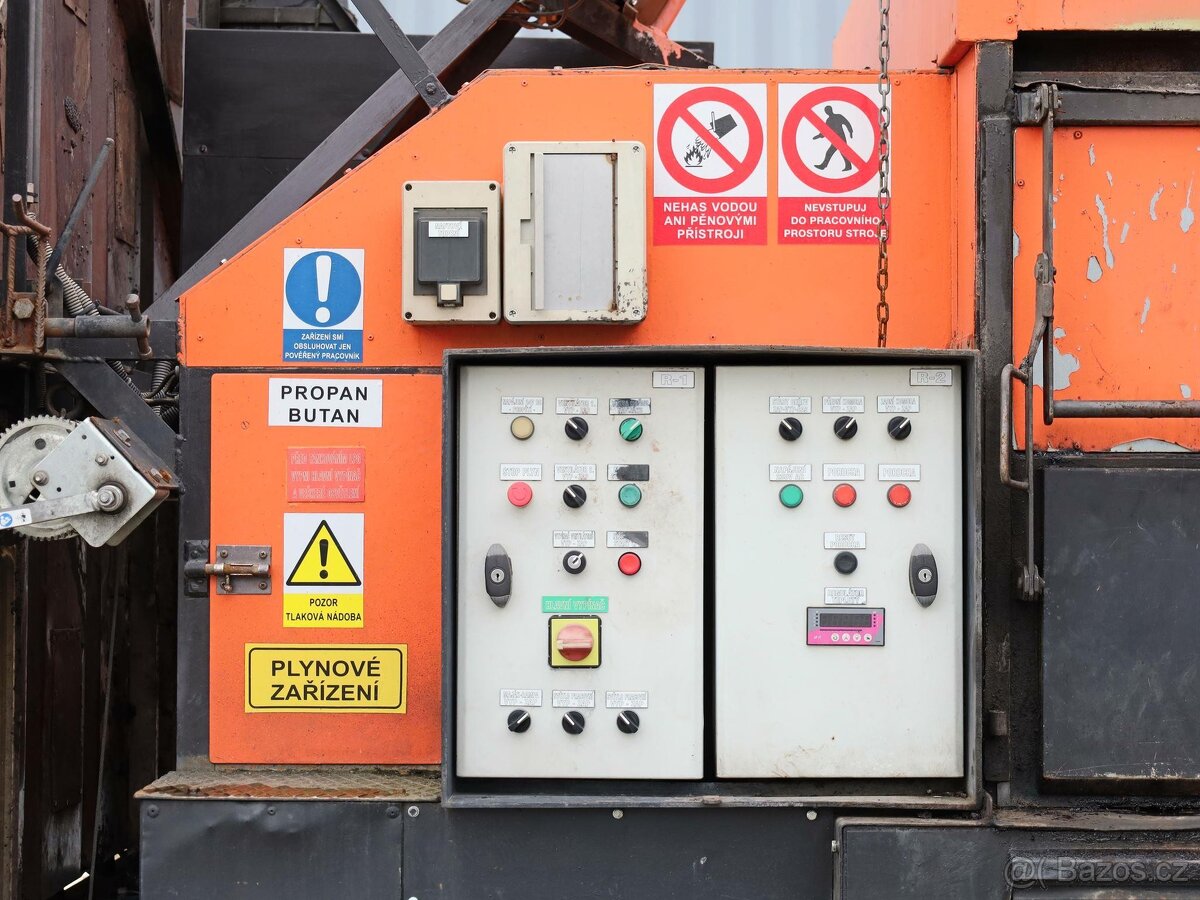 Volvo FL 250, SPECIÁLNÍ NÁKLADNÍ AUTOMOBIL NA OPRAVU SILNIC, - 10