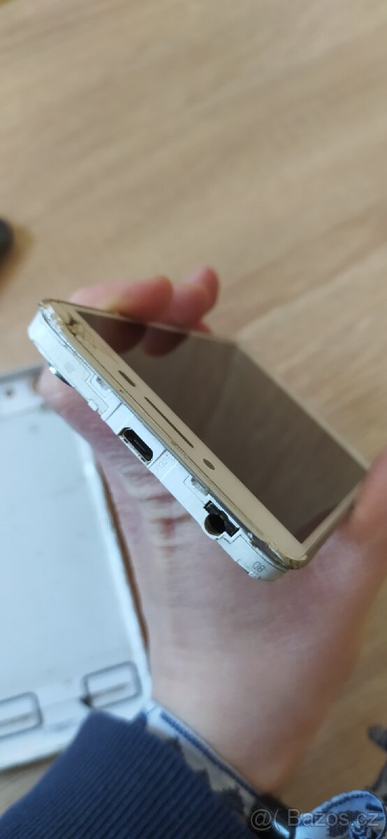 Dvakrát Lenovo Vibe K5 - 10