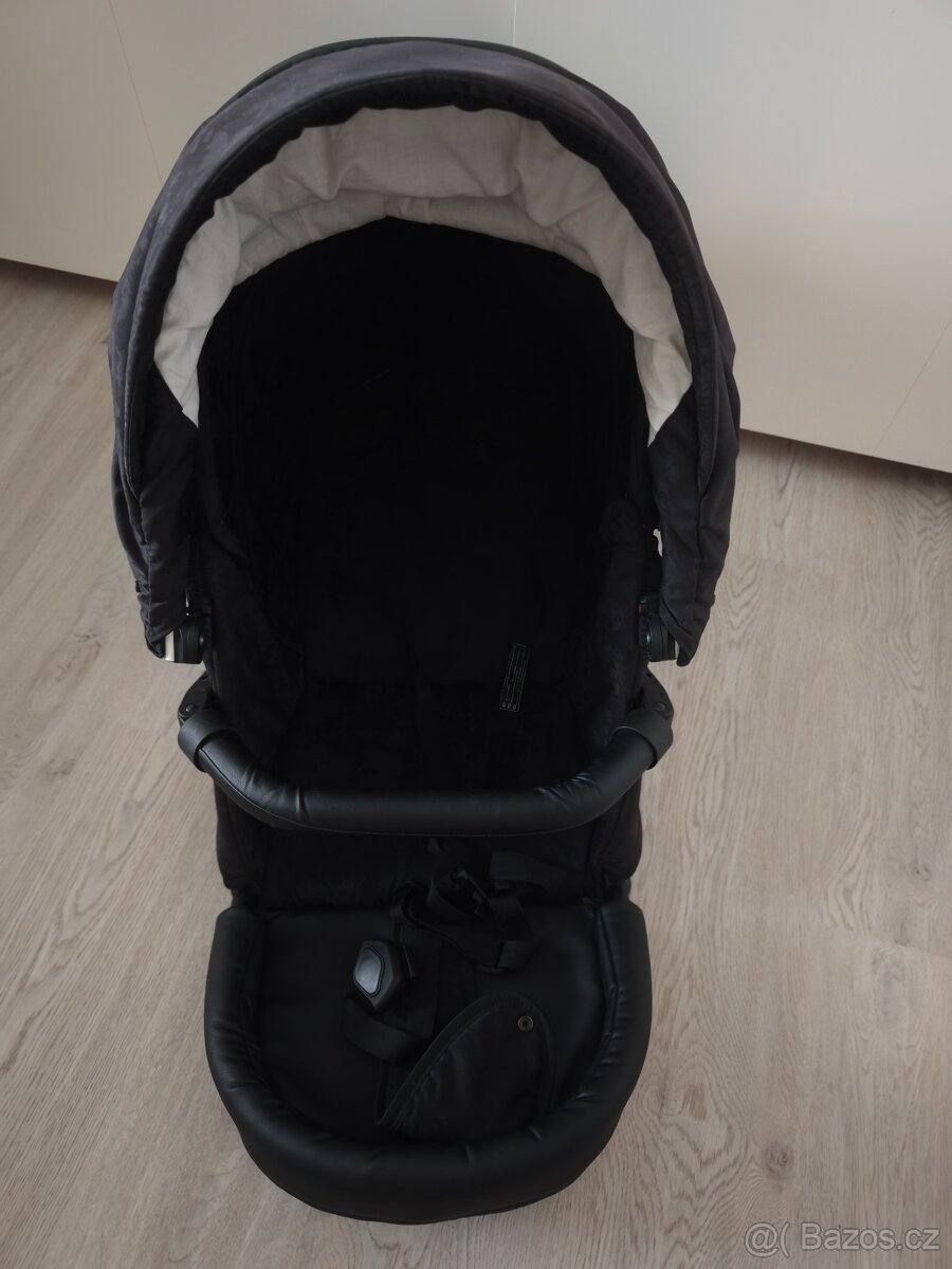 Kočár Tudore Explorer - 10