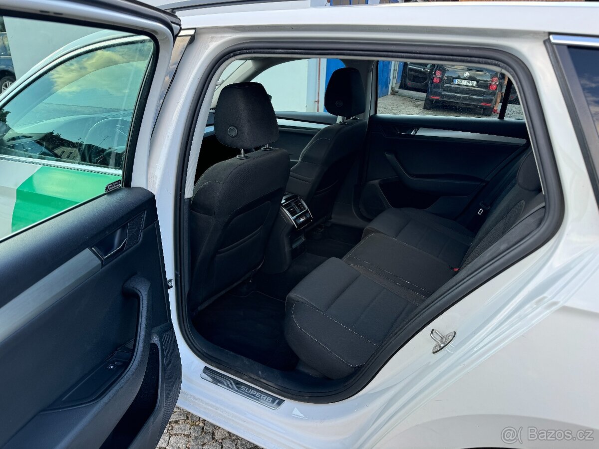 Pronájem Škoda Superb 2.0 TDi, 110 kW, taxi, BOLT, UBER - 10