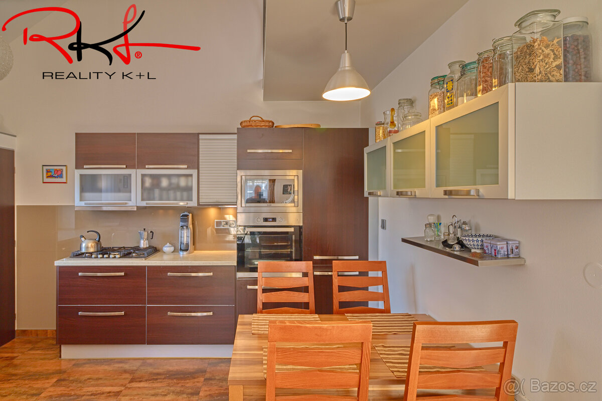 Prodej, dům s bazénem, zahrada, Černouček, Roudnice nad Labe - 10