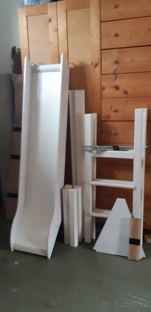 Rostouci detsky / studentsky pokoj z masivu - 10