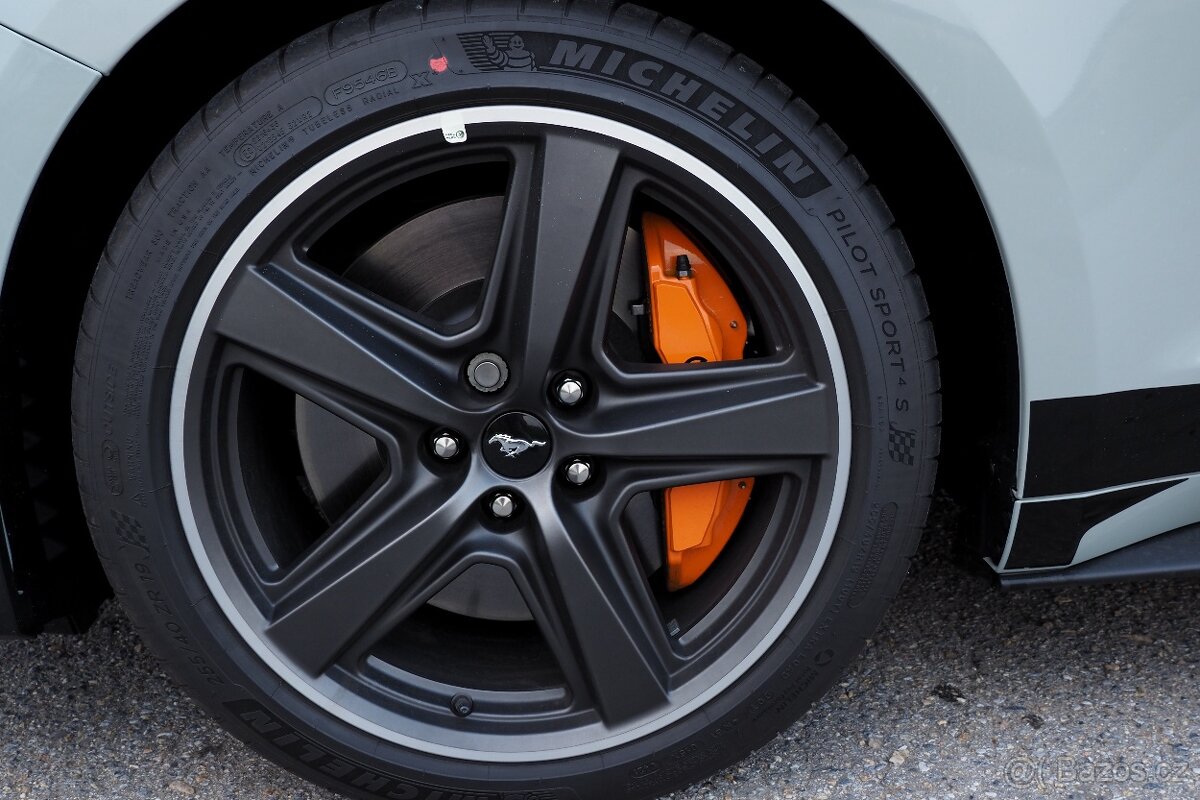 Ford Mustang MACH 1 sběratelský kousek - 10