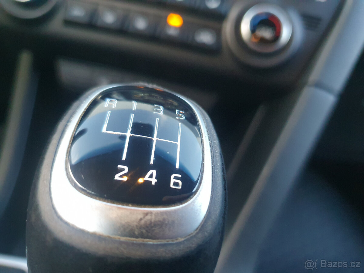 kia sportage 1.7 crdi , 100TIS/KM , 1.MAJITEL ČR - PERFEKT - 10