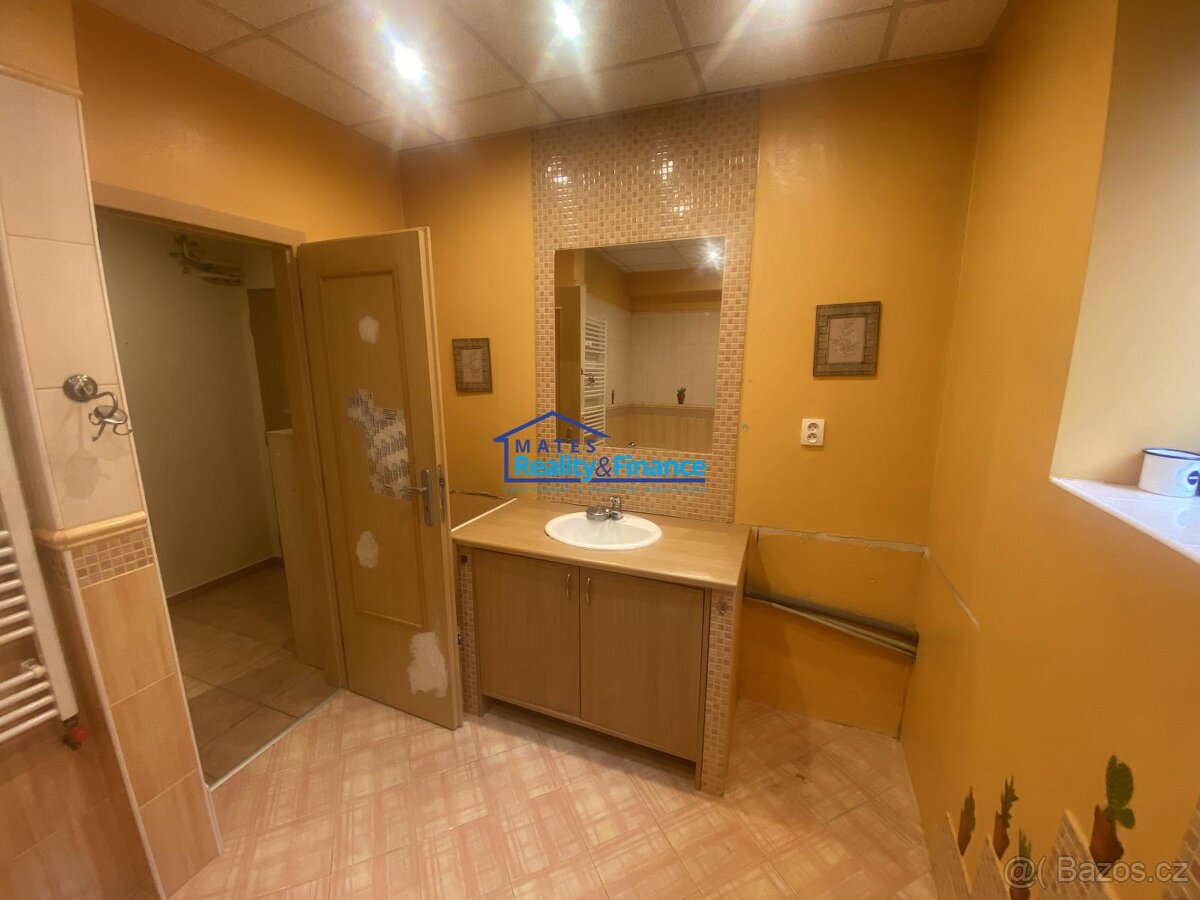 Pronájem zařízeného a vybaveného bytu 2+1 Most, ul. tř. Budo - 10