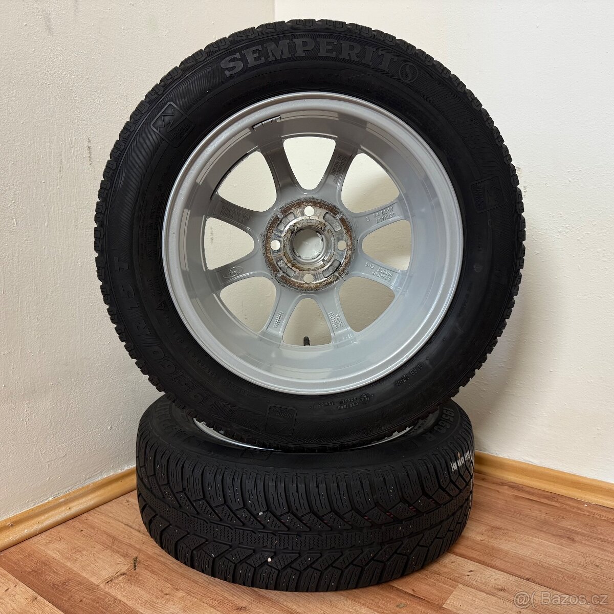 FORD FIESTA MK8 4x108 R15 ET45+ZIMNÍ 195/60R15 5mm - 10