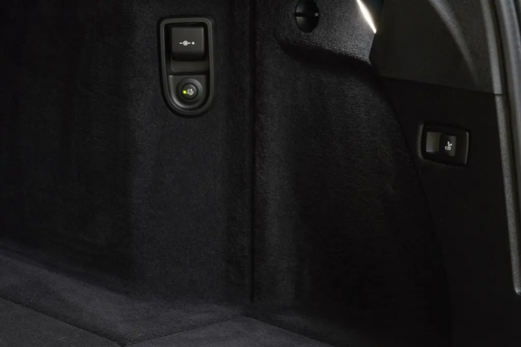 BMW Řada 5, 4x4,TAŽNÉ,DPH,ČR,Adaptiv LED - 10