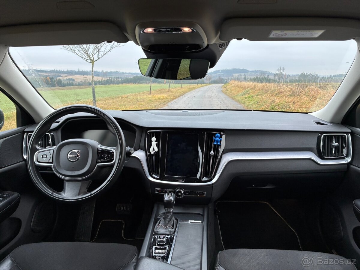 Volvo V60 T5 184 kw MONUMENT - 10