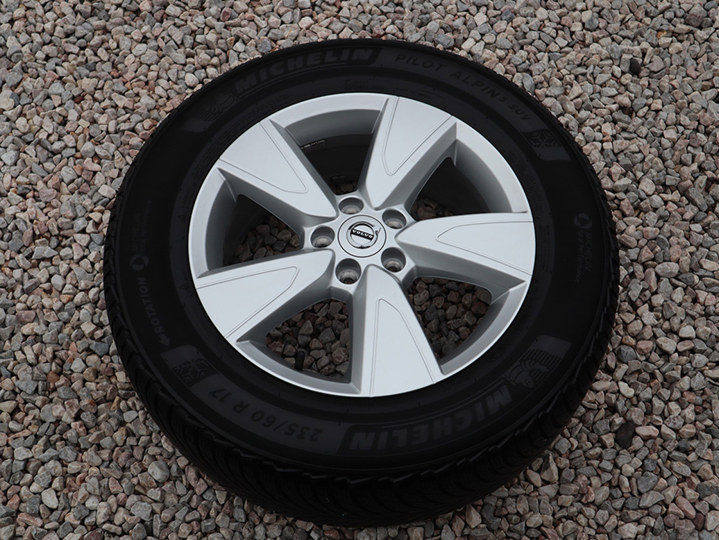 17" Alu kola = 5x108 = VOLVO XC40 – ZIMNÍ – MICHELIN - TOP - 10