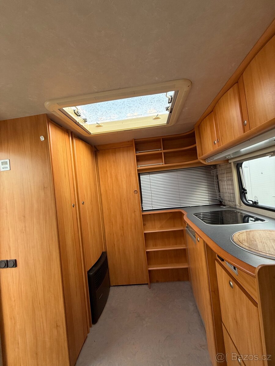 Adria Adiva 502UP - solární panel - 10